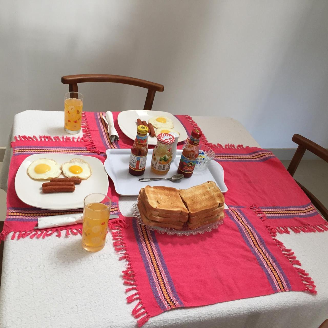White Lodge 캔디 외부 사진
